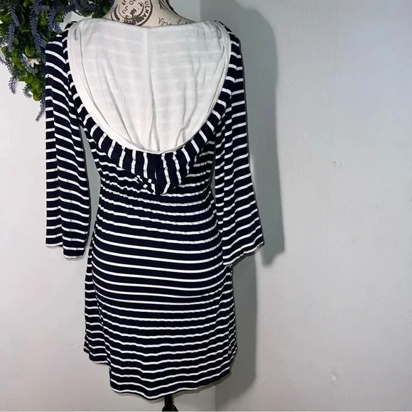 Dakini,M pocketed deepV contrast yoke, tassel drawstring waist side vents,hooded - Picture 4 of 8